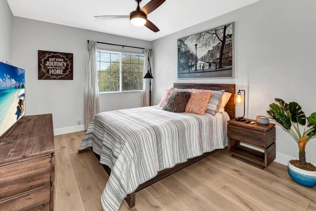 Huntington Beach, Ac, Pool, Hot Tub, Detached Office, Close To Beach, Outside Entertaining Area Dış mekan fotoğraf